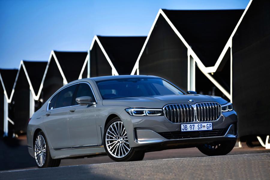  BMW 730Ld (G12) 2019 года  (ZA) (фото 2 из 12)